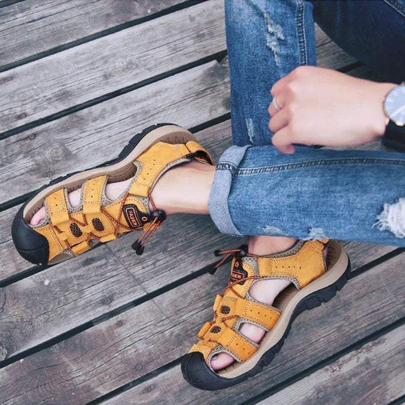 🎁 Don’t Miss 50% -The 2026 'Walking on Clouds' Leather Sandal That Thousands of Men Are Switching To