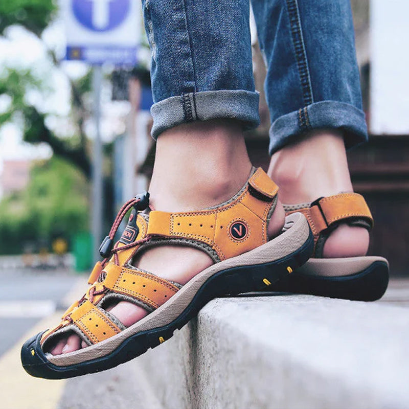 🎁 Don’t Miss 50% -The 2026 'Walking on Clouds' Leather Sandal That Thousands of Men Are Switching To