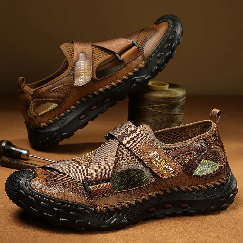 Men'S Casual Beach Outdoor Sandals Summer New Baotou Sandals Men'S Hand-Sewn Hollow Breathable Mesh Shoes