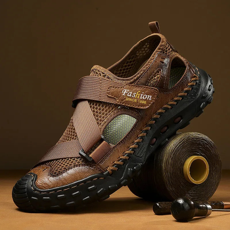 Men'S Casual Beach Outdoor Sandals Summer New Baotou Sandals Men'S Hand-Sewn Hollow Breathable Mesh Shoes